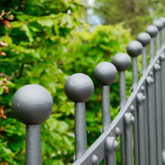 Sweeping railing and gate by Ratho Byres Forge