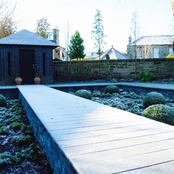 Merchiston Garden, winter, designed by Carolyn Grohmann