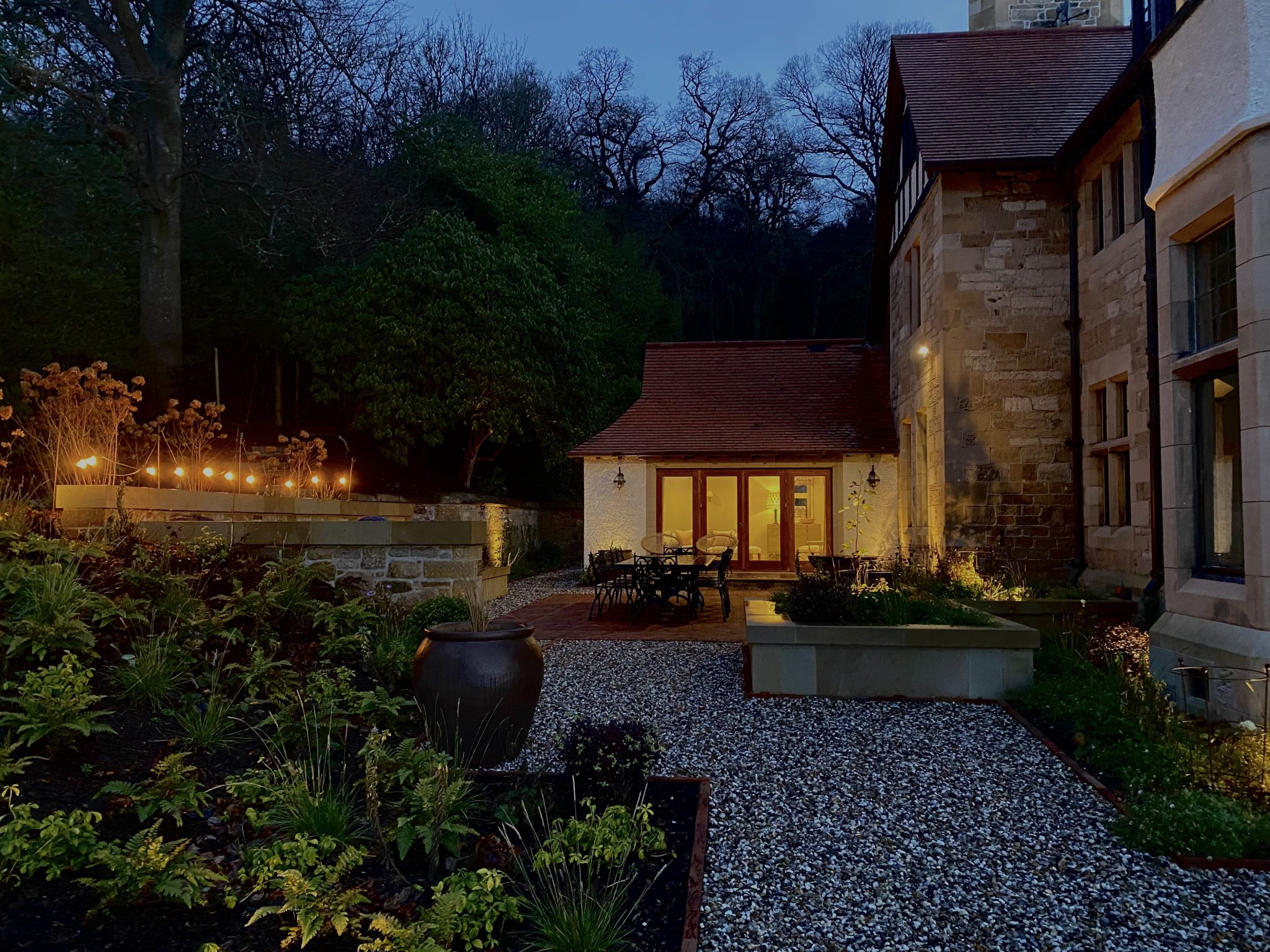 Country house courtyard garden