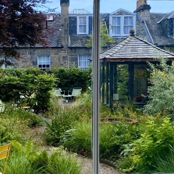 Edinburgh garden with summerhouse and wildlife friendly planting