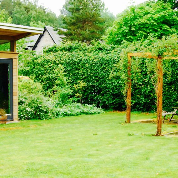 Bothy pergola, designed by Carolyn Grohmann