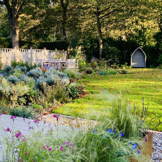 Painted arbour, garden design by Carolyn Grohmann