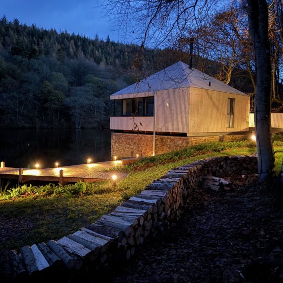 Log wall, jetty and boathouse lighting